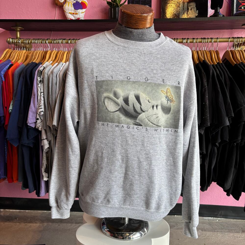 Vintage Y2K Tigger The Magic's Within Gray Pullover Sweatshirt Size L